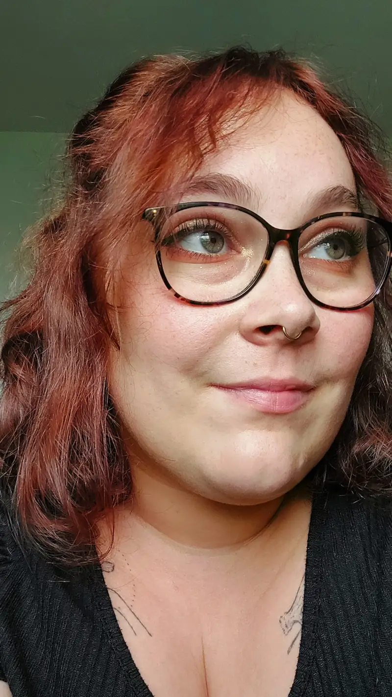 Portrait de Morgane Bessa, sophrologue à Limoges spécialisée pour enfants et adultes